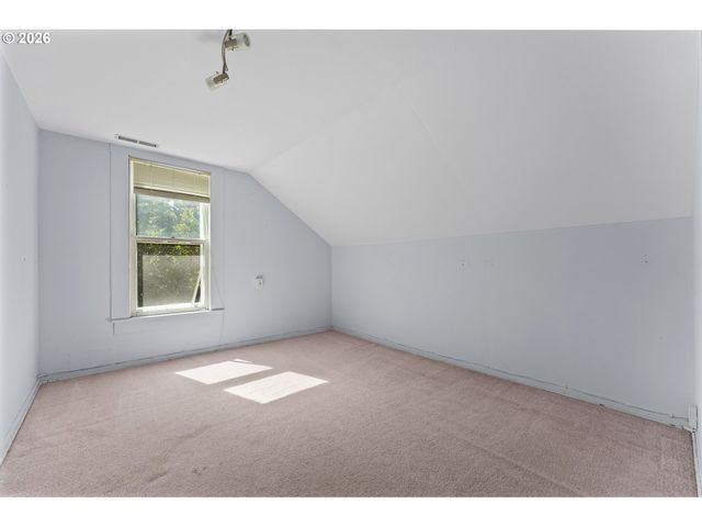 12295 Sw BOONES FERRY Rd, Portland, OR 97219
