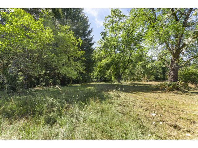 12295 Sw BOONES FERRY Rd, Portland, OR 97219