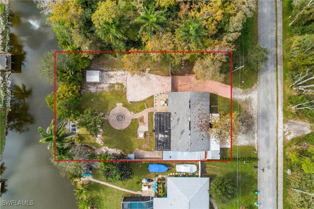 48 Republic DR, Naples, FL 34112