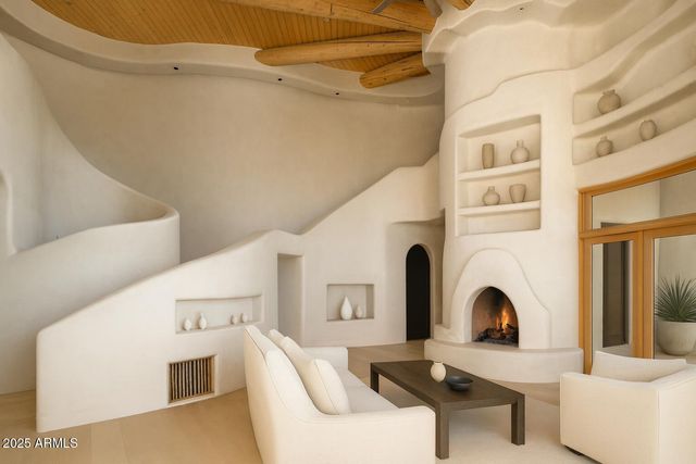 5526 E ROADRUNNER Road, Paradise Valley, AZ 85253