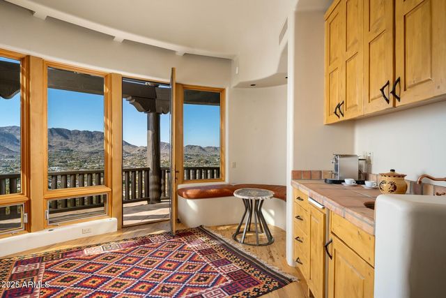 5526 E ROADRUNNER Road, Paradise Valley, AZ 85253