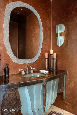 5526 E ROADRUNNER Road, Paradise Valley, AZ 85253