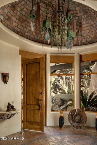 5526 E ROADRUNNER Road, Paradise Valley, AZ 85253