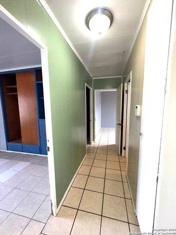 115 Yolanda Dr, San Antonio, TX 78228