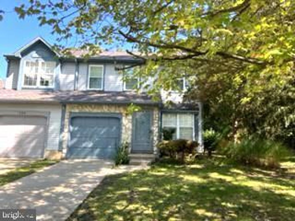 132 KETTLEBROOK DR, Mount Laurel, NJ 08054