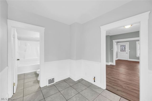 3726 Newark Avenue, Cleveland, OH 44109