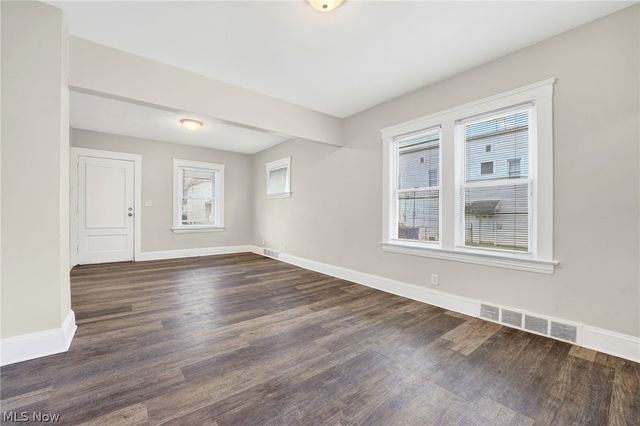 3726 Newark Avenue, Cleveland, OH 44109