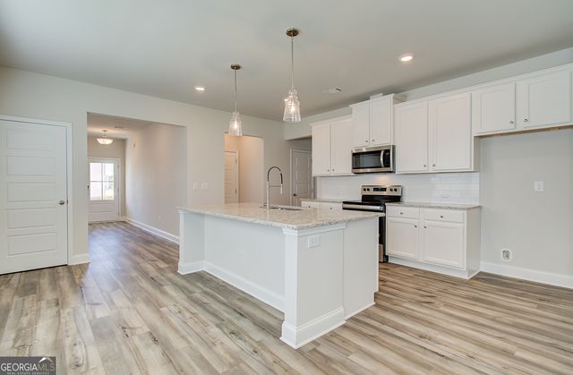 69 Avian Way 16B, Auburn, GA 30011