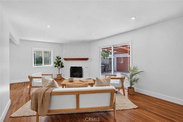 342 S Crest, Orange, CA 92868