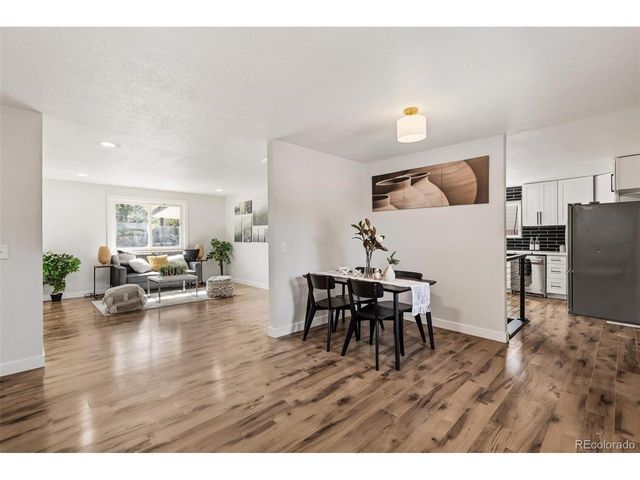 279 S Revere St, Aurora, CO 80012