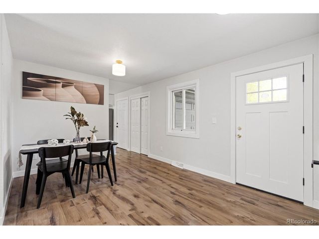 279 S Revere St, Aurora, CO 80012