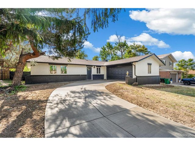 279 S Revere St, Aurora, CO 80012