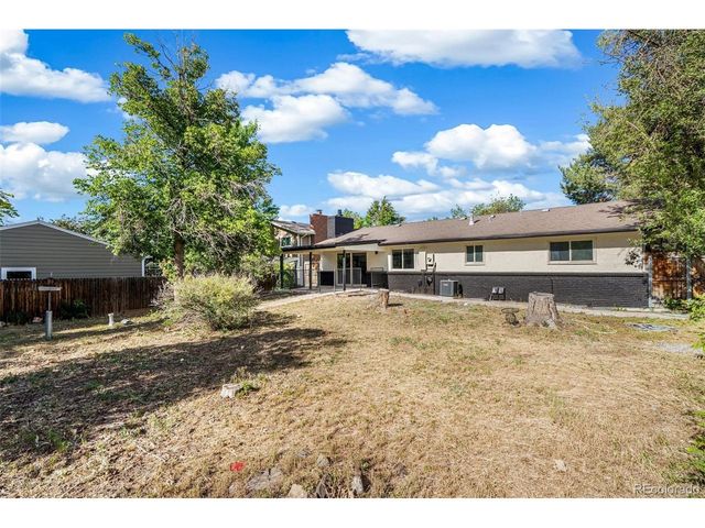 279 S Revere St, Aurora, CO 80012