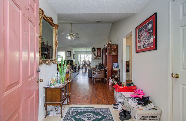 1634 Ridgebriar Drive, Houston, TX 77014