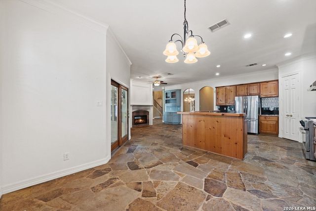 17323 FOUNTAIN BLUFF DR, San Antonio, TX 78248