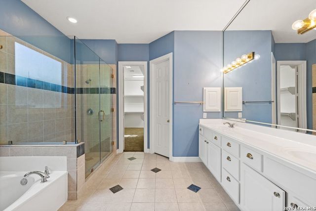 17323 FOUNTAIN BLUFF DR, San Antonio, TX 78248