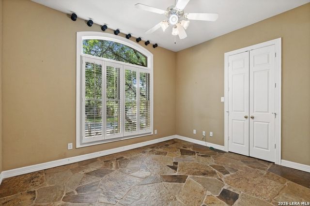 17323 FOUNTAIN BLUFF DR, San Antonio, TX 78248