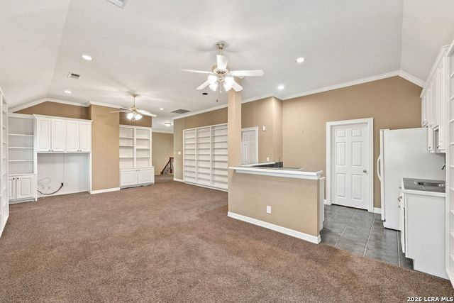 17323 FOUNTAIN BLUFF DR, San Antonio, TX 78248