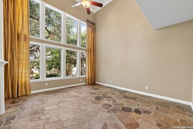 17323 FOUNTAIN BLUFF DR, San Antonio, TX 78248