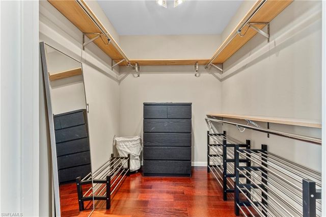 1845 Les Chateaux BLVD 202, Naples, FL 34109
