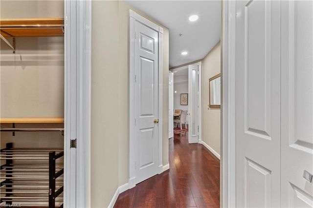 1845 Les Chateaux BLVD 202, Naples, FL 34109