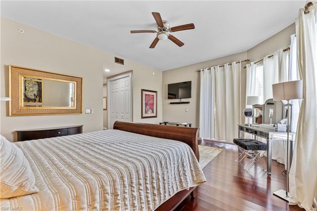 1845 Les Chateaux BLVD 202, Naples, FL 34109