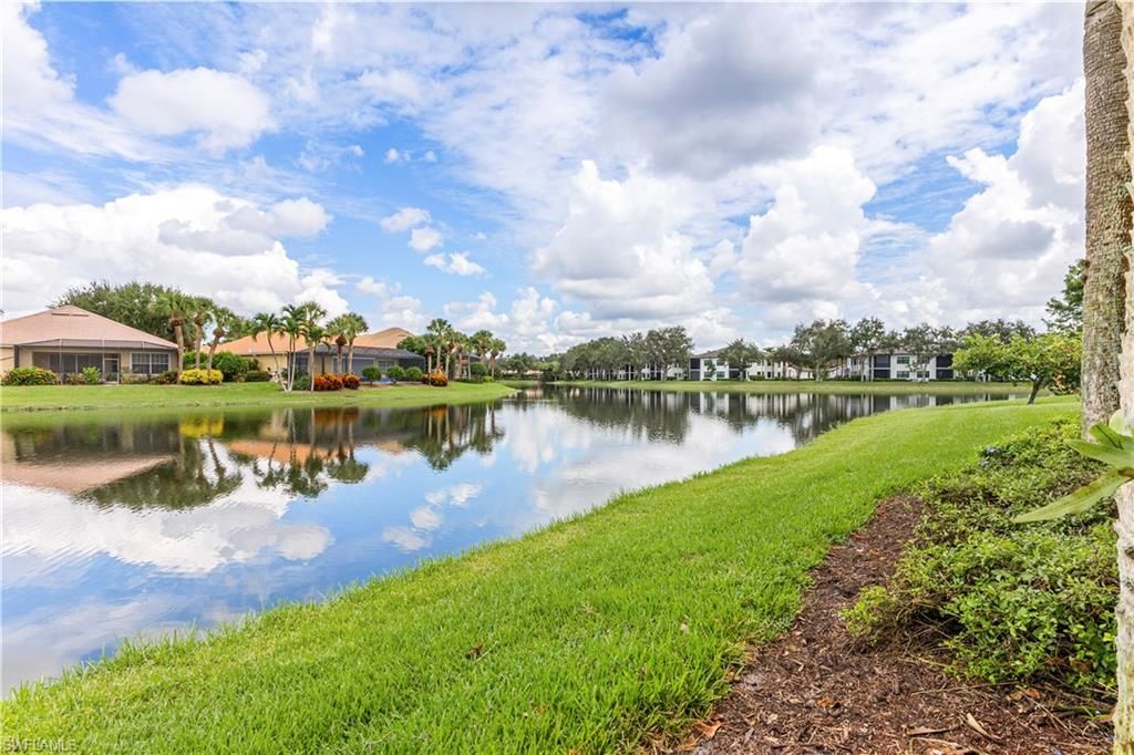 1845 Les Chateaux BLVD 202, Naples, FL 34109