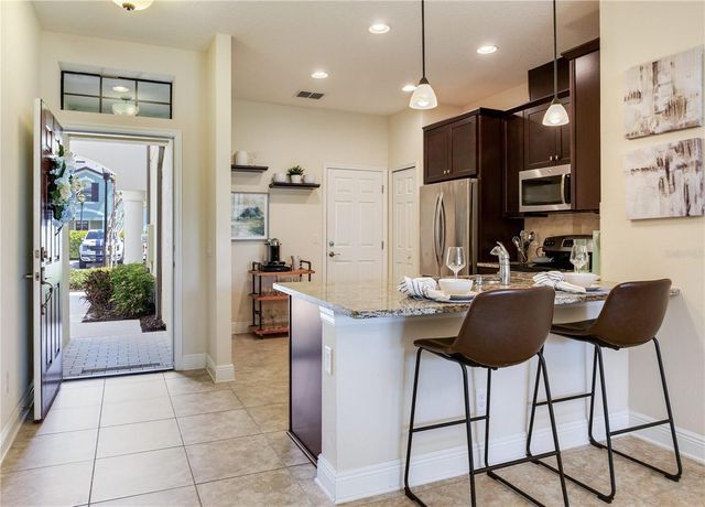 11604 CROWNED SPARROW LANE, Tampa, FL 33626