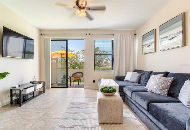 11604 CROWNED SPARROW LANE, Tampa, FL 33626