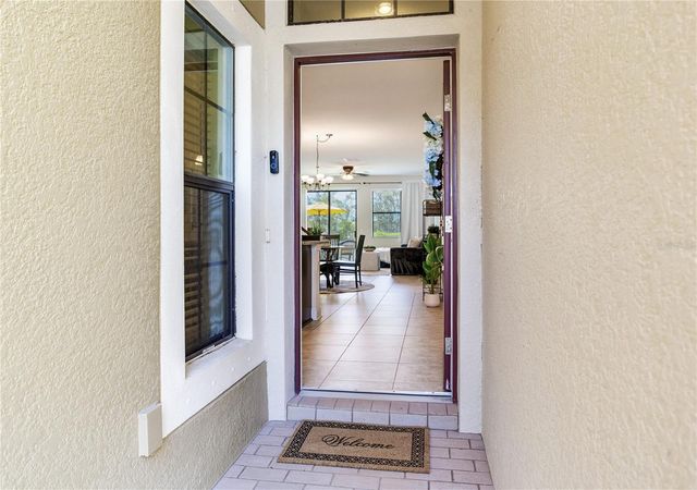 11604 CROWNED SPARROW LANE, Tampa, FL 33626