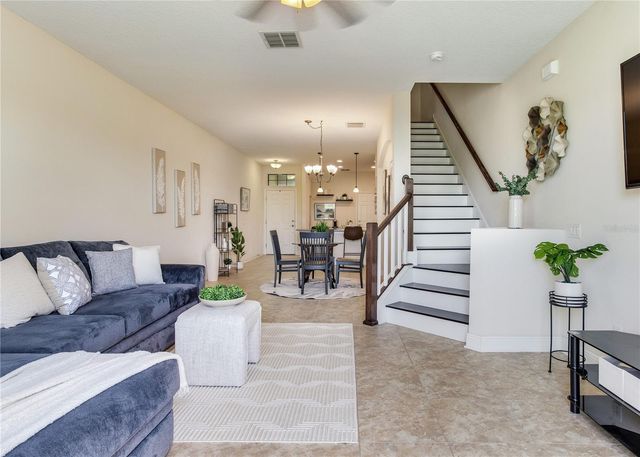 11604 CROWNED SPARROW LANE, Tampa, FL 33626