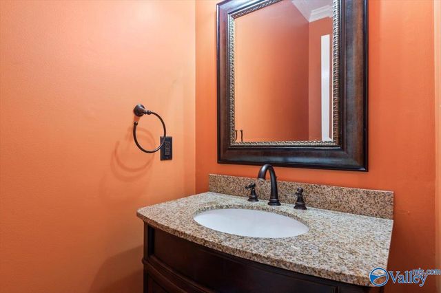 1807 Gaslight Way NE, Huntsville, AL 35816