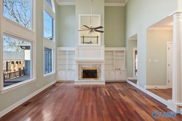 1807 Gaslight Way NE, Huntsville, AL 35816