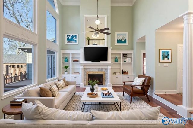 1807 Gaslight Way NE, Huntsville, AL 35816