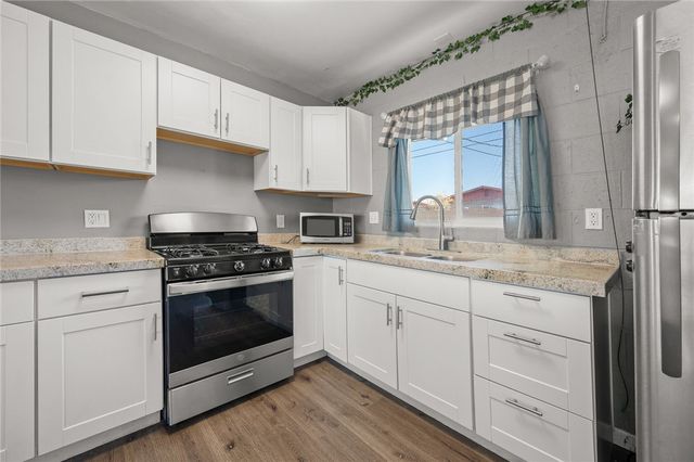 200 Lee Avenue, Bullhead City, AZ 86429