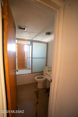 1105 E Treasure Rd, Pearce, AZ 85625