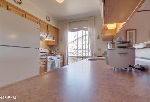 10468 APHONIA Drive, El Paso, TX 79924