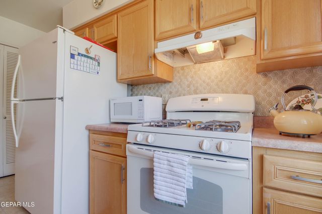 10468 APHONIA Drive, El Paso, TX 79924