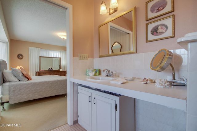 10468 APHONIA Drive, El Paso, TX 79924