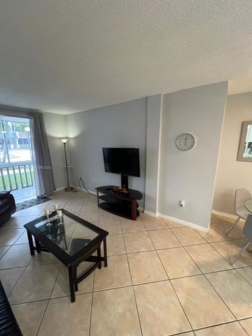 6707 NW 169th St A101, Hialeah, FL 33015