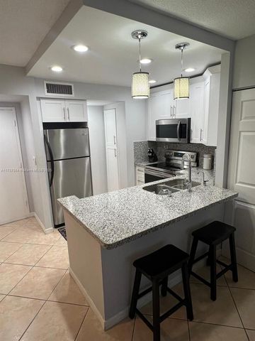 6707 NW 169th St A101, Hialeah, FL 33015