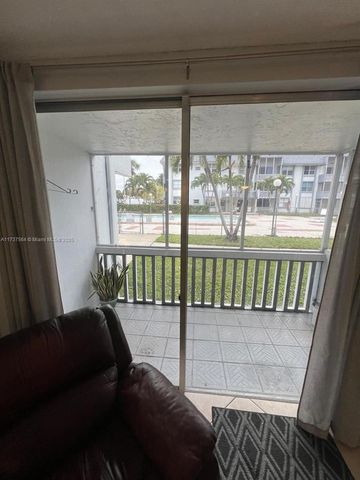 6707 NW 169th St A101, Hialeah, FL 33015