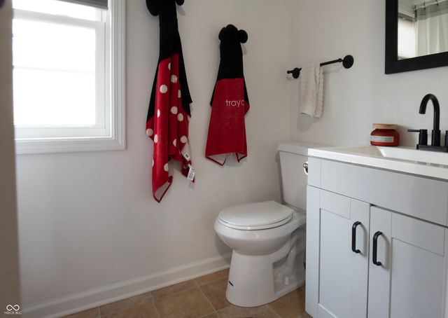 8160 E New York Street, Indianapolis, IN 46219