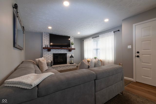 8160 E New York Street, Indianapolis, IN 46219