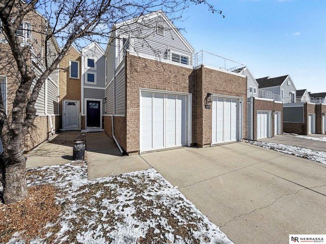 5824 Billings Court, Lincoln, NE 68516