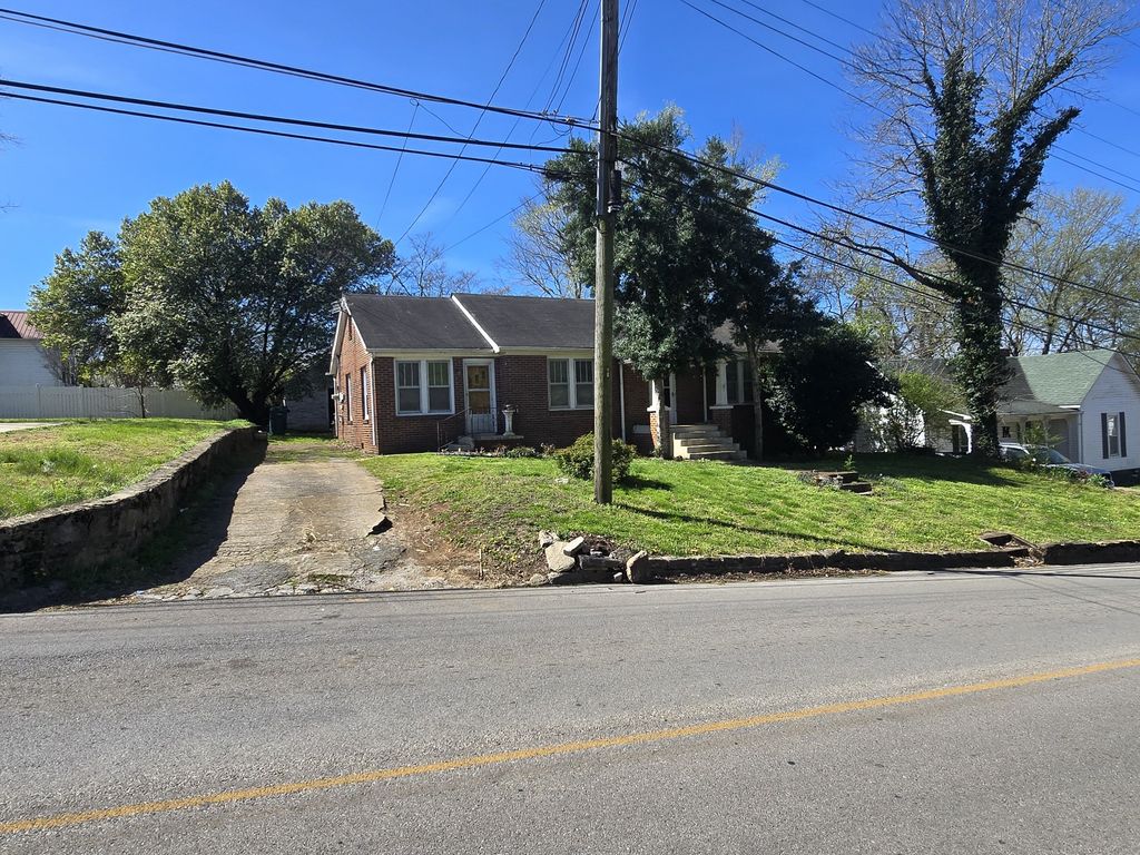 313 Poplar street, SE, Pulaski, TN 38478