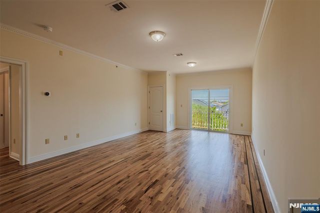 29-31 Freeman Street D-2, Newark, NJ 07105