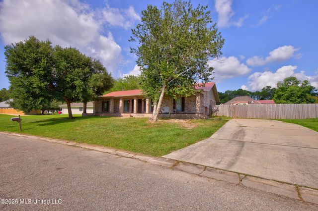 210 Idlewood Drive, Waveland, MS 39576