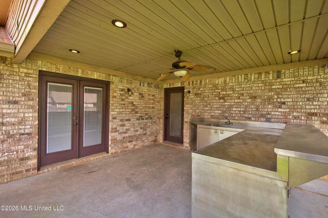 210 Idlewood Drive, Waveland, MS 39576