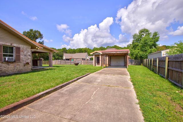210 Idlewood Drive, Waveland, MS 39576